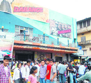 prabhat-cinema-namaste-dehradun